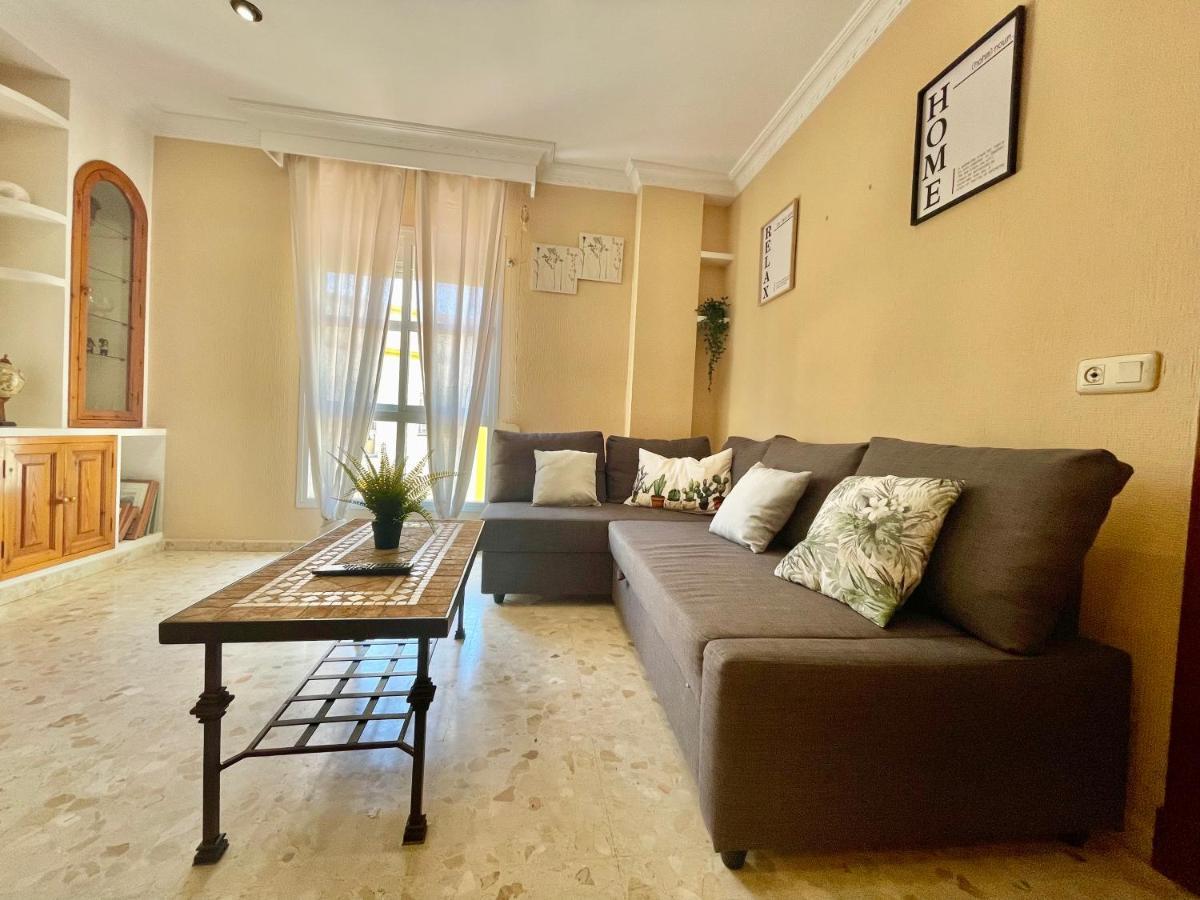 אל פוארטו דה סנטה מריה Gatu Villa Palma, Aire Acc Y Confort En El Centro Historico, " Preferente Mayores De 25 Anos Y Familias " מראה חיצוני תמונה